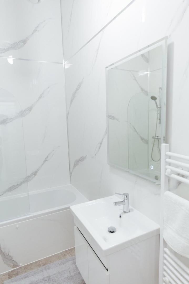 Stylish Comfort In London Finchley Exterior photo
